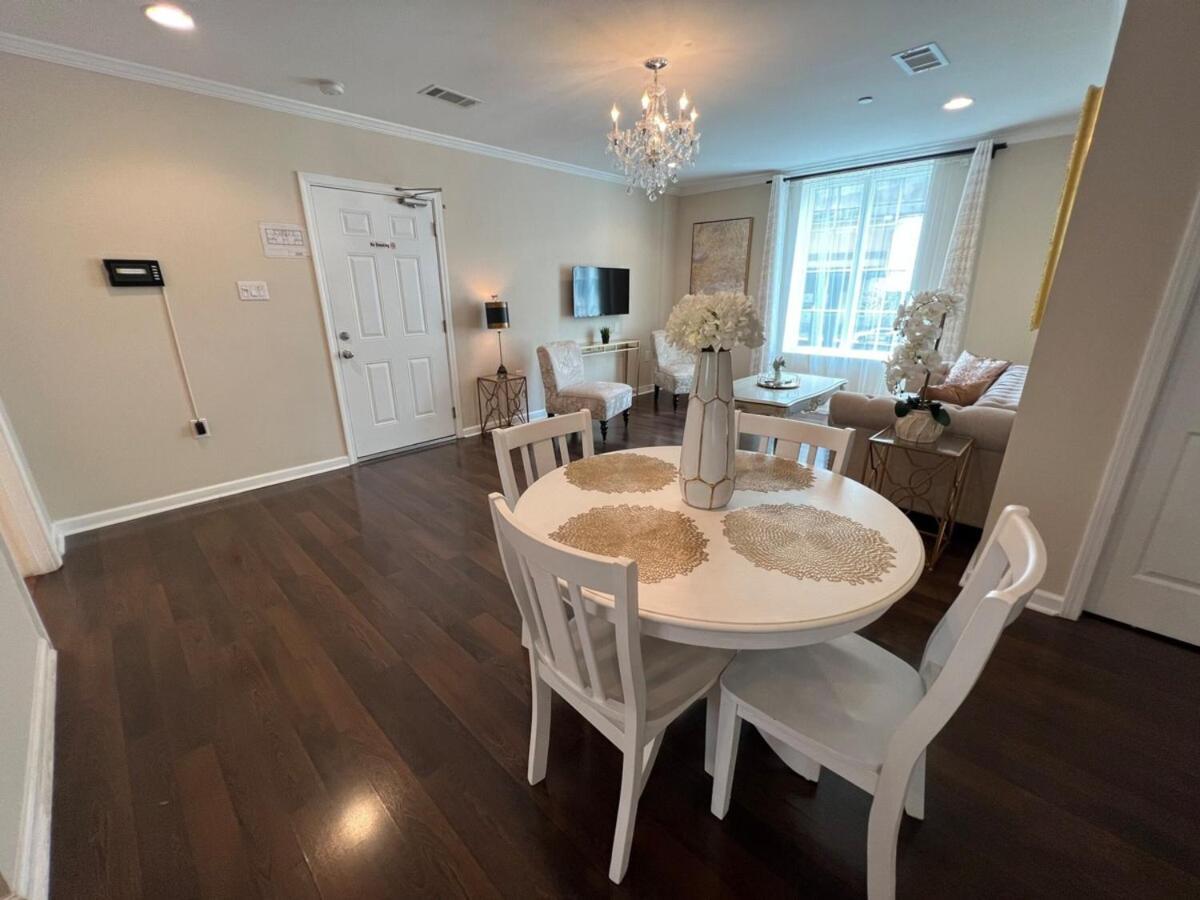 Tise Plaza Condos 뉴올리언스 외부 사진