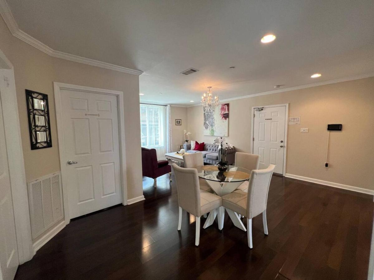 Tise Plaza Condos 뉴올리언스 외부 사진
